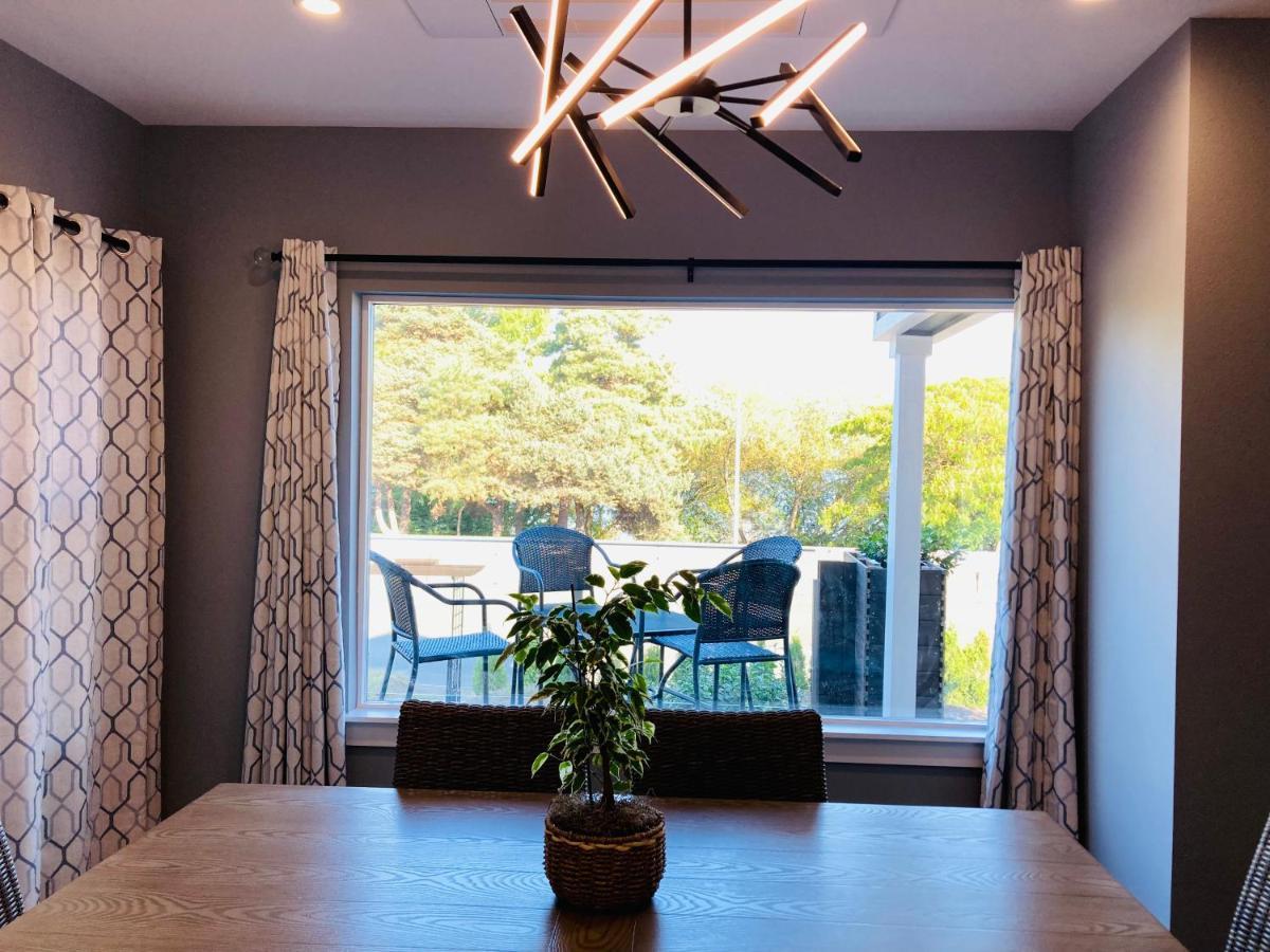 Green Lake 1St Line Home A With Central Air Conditioners Seattle Extérieur photo